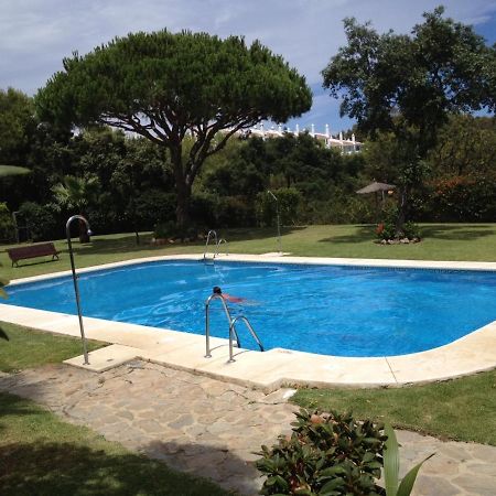 Beautiful Holiday Apartment 2 Bedroom Beach And Pool Malaga Marbella Calahonda Royale Mijas Costa Spain Eksteriør billede