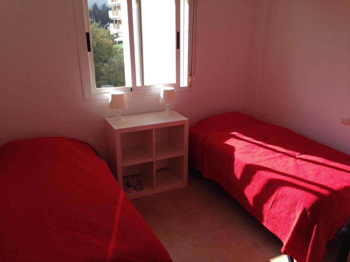 Beautiful Holiday Apartment 2 Bedroom Beach And Pool Malaga Marbella Calahonda Royale Mijas Costa Spain Eksteriør billede