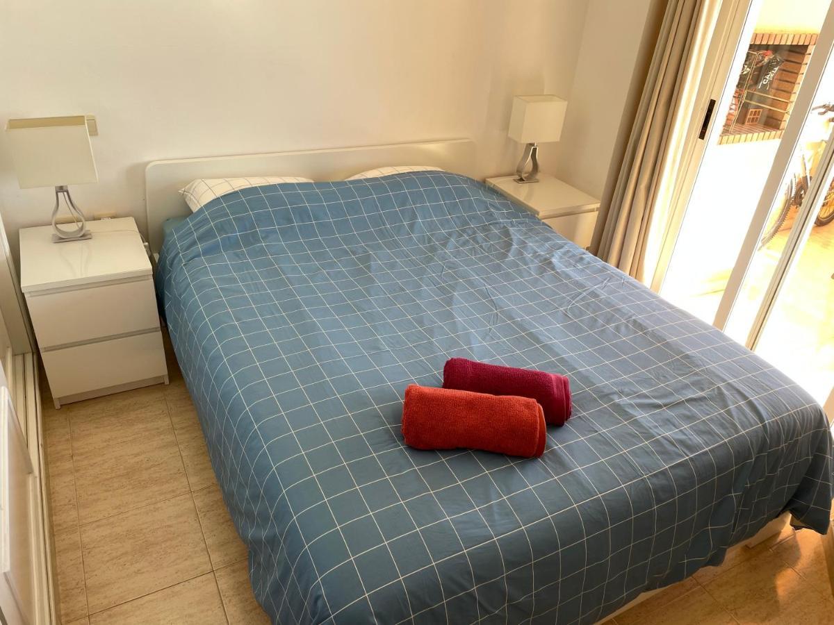 Beautiful Holiday Apartment 2 Bedroom Beach And Pool Malaga Marbella Calahonda Royale Mijas Costa Spain Eksteriør billede